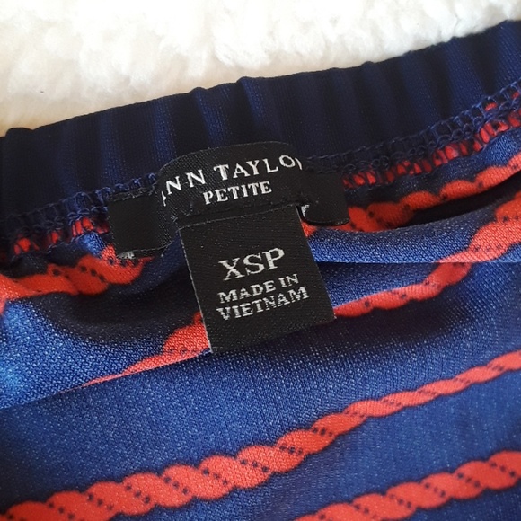 🌻 Ann Taylor halter top - Picture 5 of 5